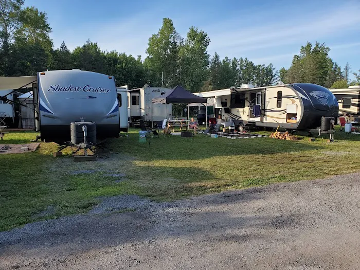 Streamside RV Park and Golf Course Picture 6