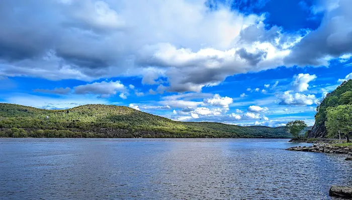 Highland Falls RV Park & Marina Picture 1