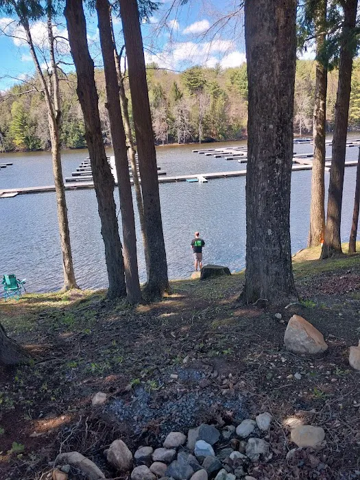 Sunset Bay Vacation Resort— RV Park & Marina Picture 2