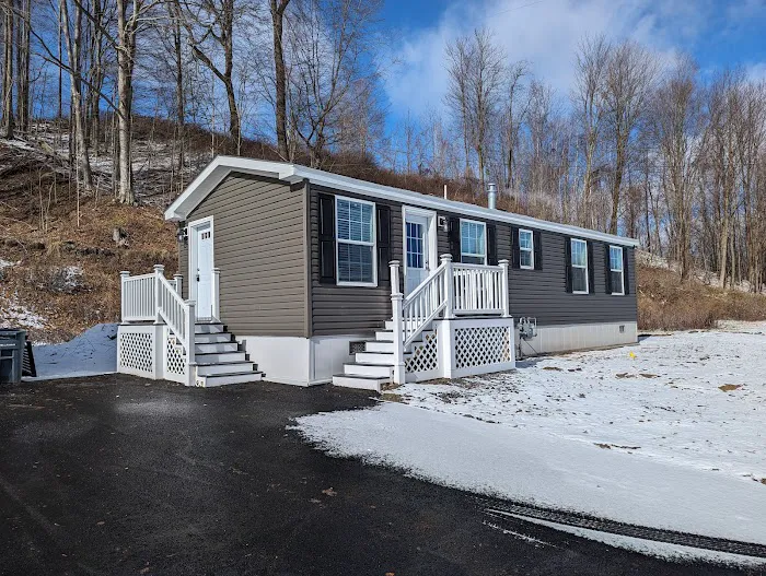 Whitestown Homes Picture 8