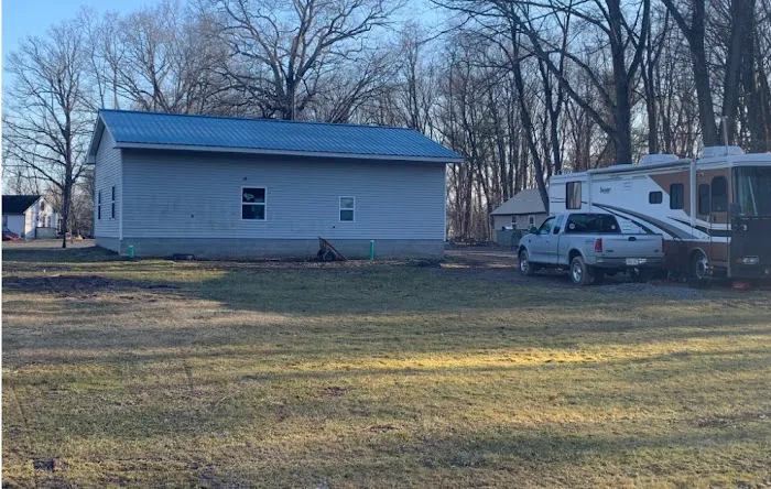 B&B RV site rental Picture 4