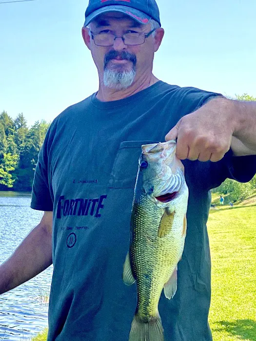 Woodstock Lake Campground Picture 5