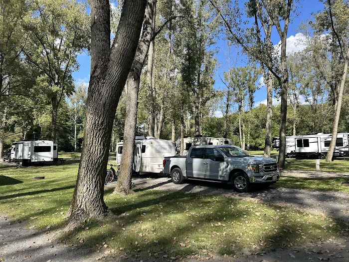 Arrowhead Marina & RV Park Picture 3