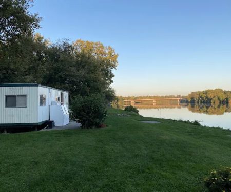 Arrowhead Marina & RV Park