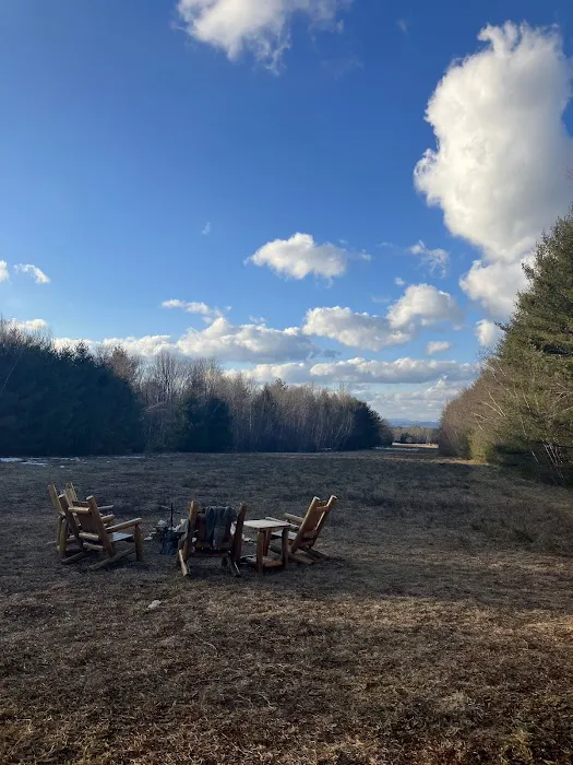 Sway Meadow Glamping | Camping Picture 8