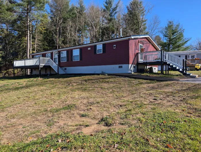 Twin Ponds Manufactured Housing Community Picture 7