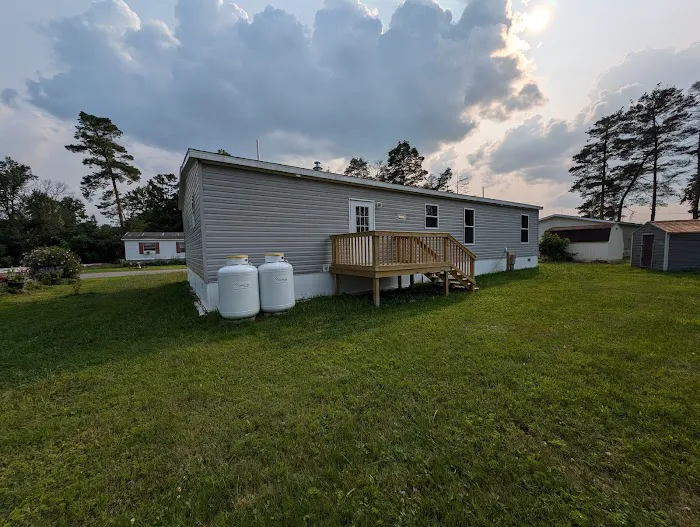 Green Mansion Manufactured Housing Community Picture 3