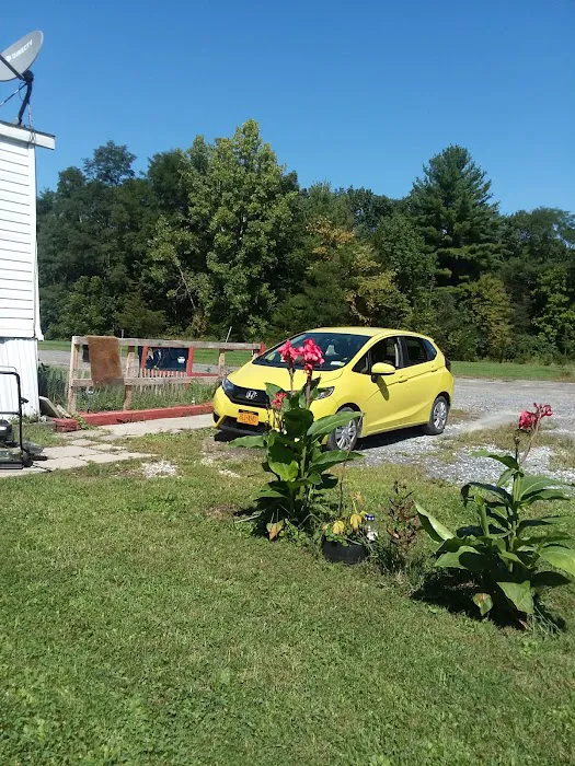 Columbiaville Mobile Home Park Picture 2