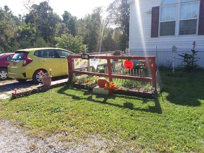 Columbiaville Mobile Home Park Picture 3