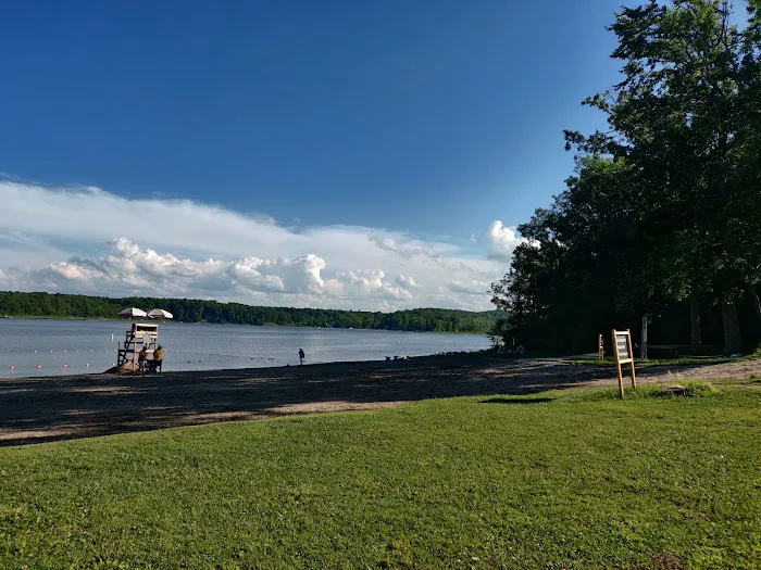 Thompson's Lake Campground Picture 5