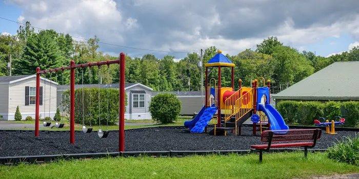 Rolling Hills Mobile Home Park Picture 6