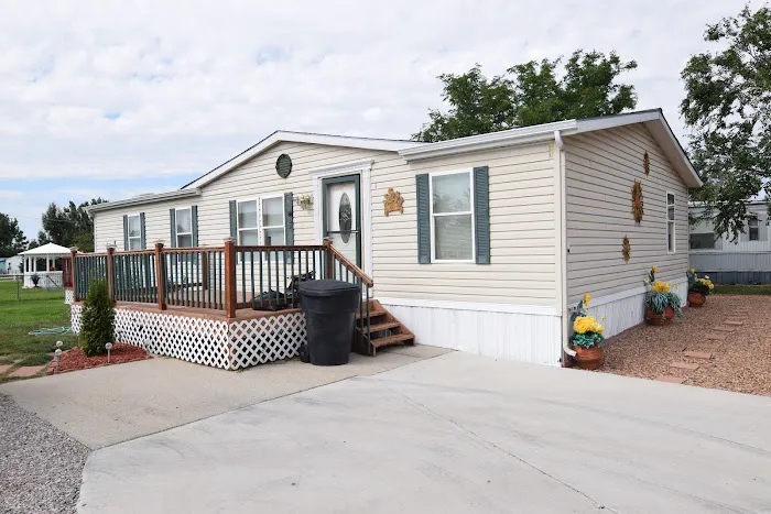 Connelly Terrace Manufactured Home Community Picture 2