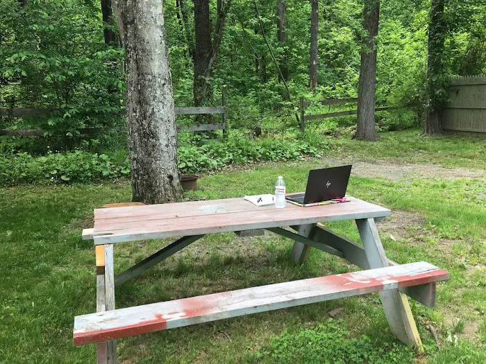 CreekView Campsites Picture 1