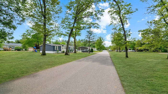Saratoga Village Mobile Home Park Picture 2