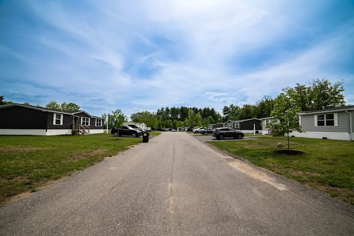 Saratoga Village Mobile Home Park Picture 10