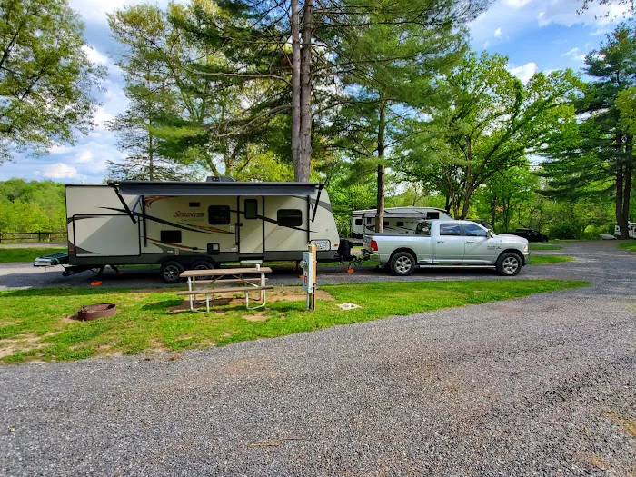 Interlake RV Park Picture 3