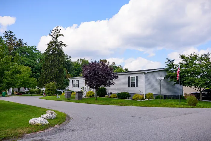 Moorgate Mobile Home Park Picture 5