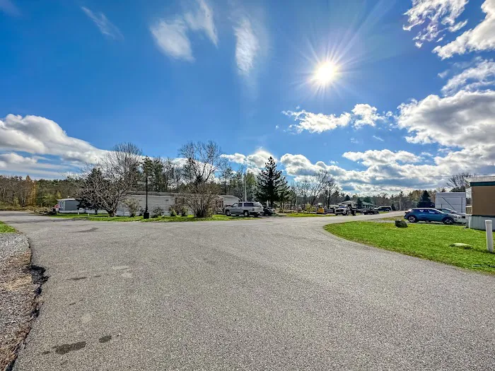 Hyspot Mobile Home Park Picture 2