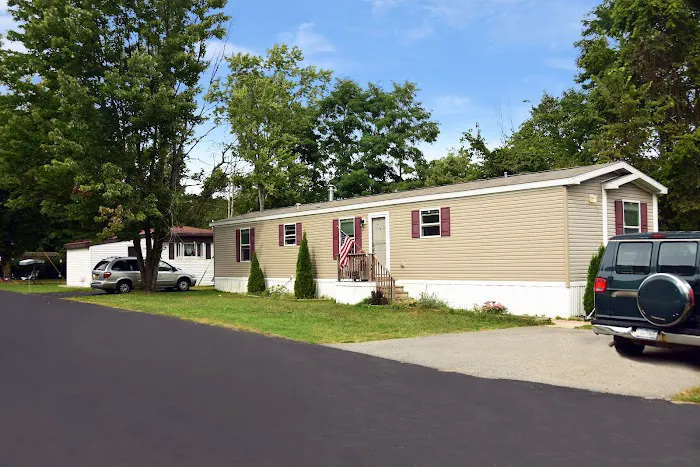 Park D' Antoine Manufactured Home Community Picture 3