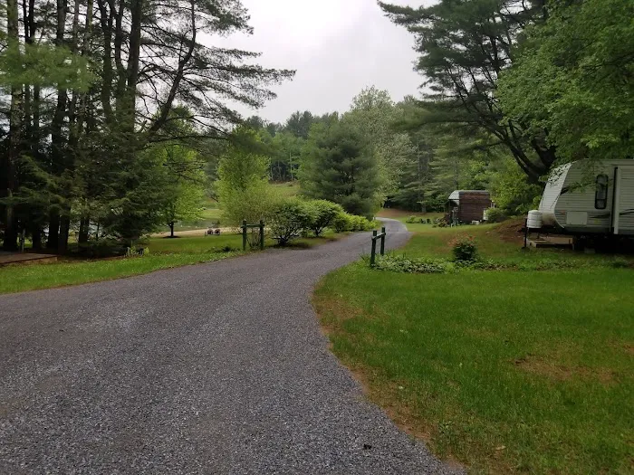 Rustic Barn Campground Picture 9