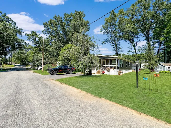 Loughberry Mobile Home Park Picture 8
