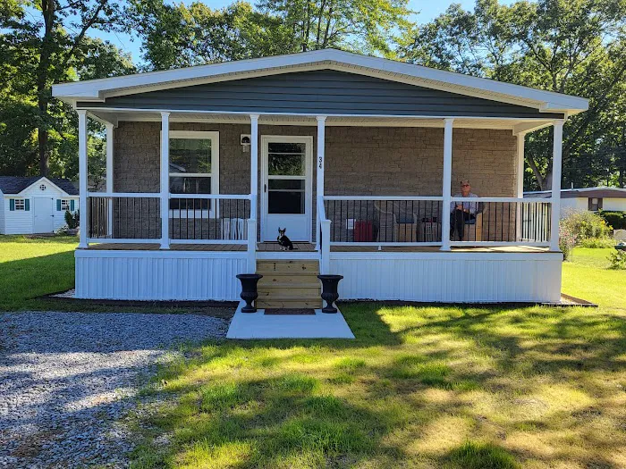 Loughberry Mobile Home Park Picture 4