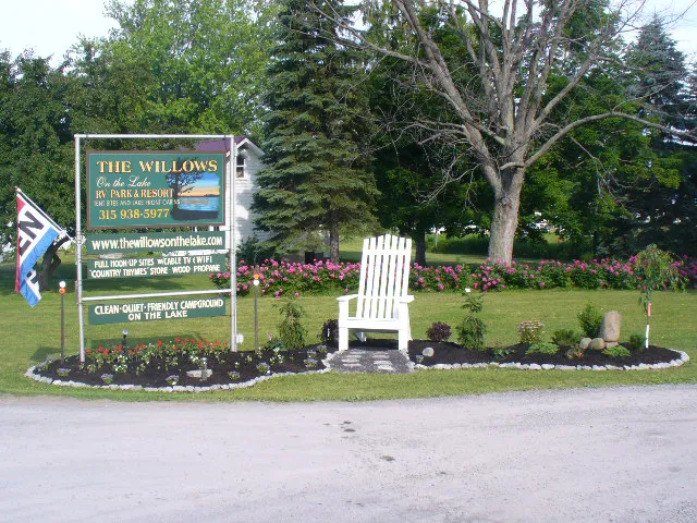 Willows on the Lake Campground Picture 6