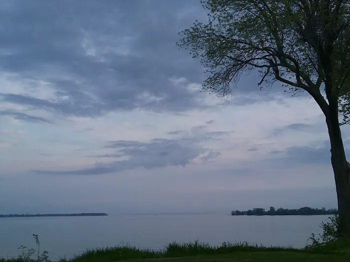 Ontario Shores and Marina (RV Park) Picture 10