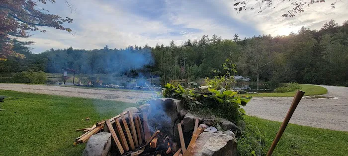 Howell's Camping Area Picture 1