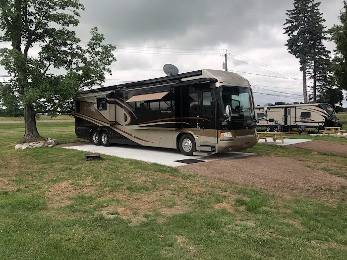 River wind manufactured housing community and campground Picture 6