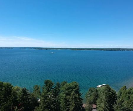 Riverside Acres Campground & Cottages
