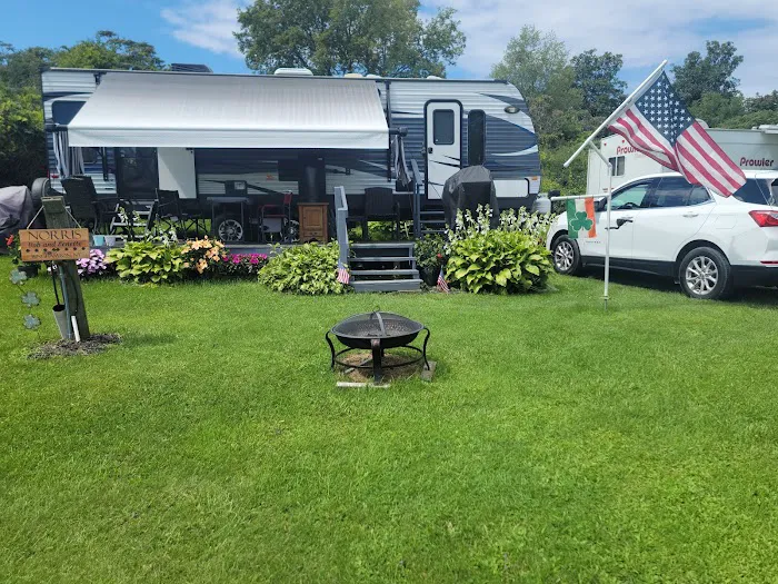 Riverside Acres Campground & Cottages Picture 3