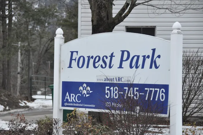 Forest Park Manufactured Home Community Picture 2