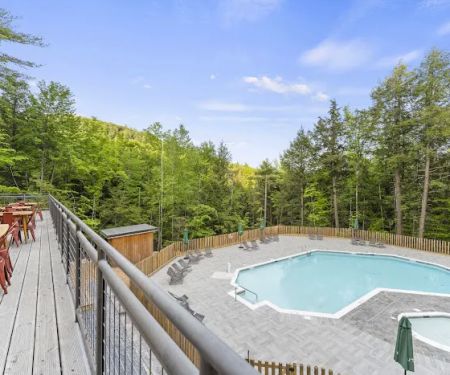 Huttopia Lake George - Adirondacks