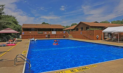 White Pines Campsites Picture 3