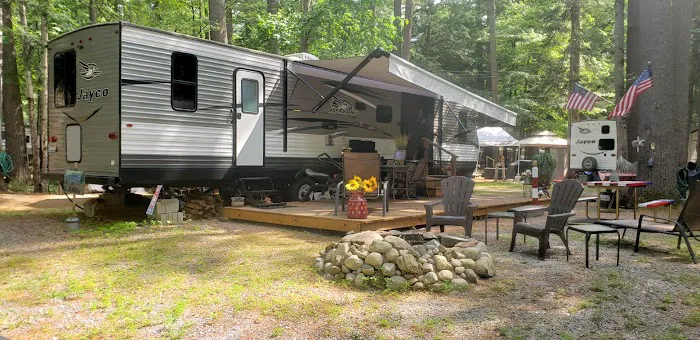 Warrensburg Travel Park & Riverfront Campground near Lake George Picture 9