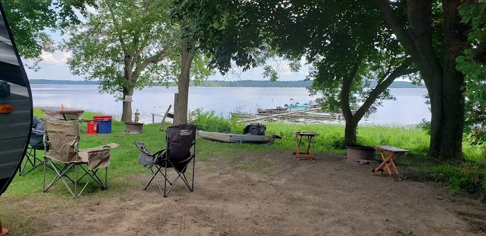 McLear's Cottage Colony and Campground Picture 6