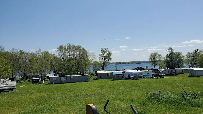 The Lake Club at Black Lake Picture 3