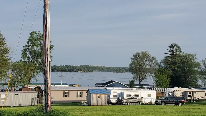 The Lake Club at Black Lake Picture 5