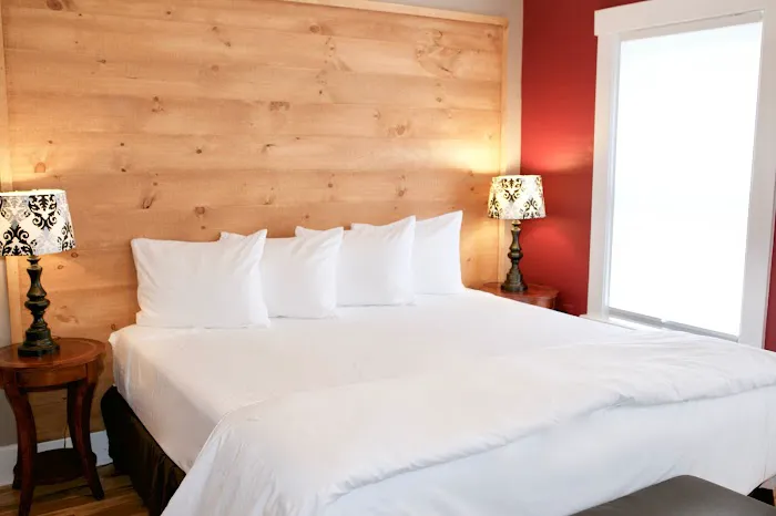 Kampfires Campground, Inn & Entertainment Picture 1