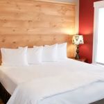 Kampfires Campground, Inn & Entertainment