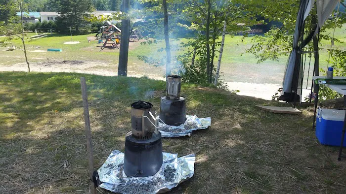 Running Bear Camping Area Picture 3