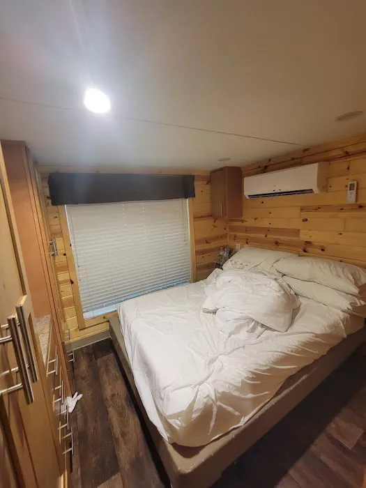 Lake George Escape Campground Picture 6