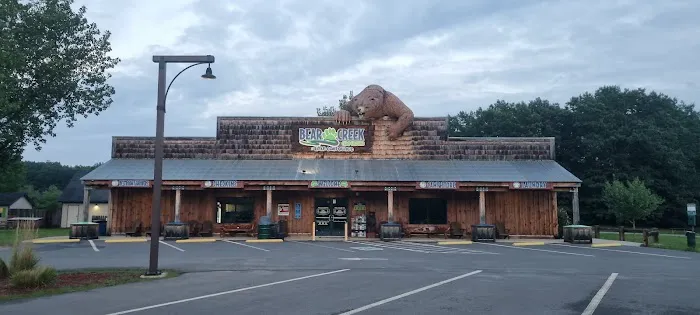 Lake Compounce Campground check-in and store Picture 1
