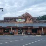 Lake Compounce Campground check-in and store