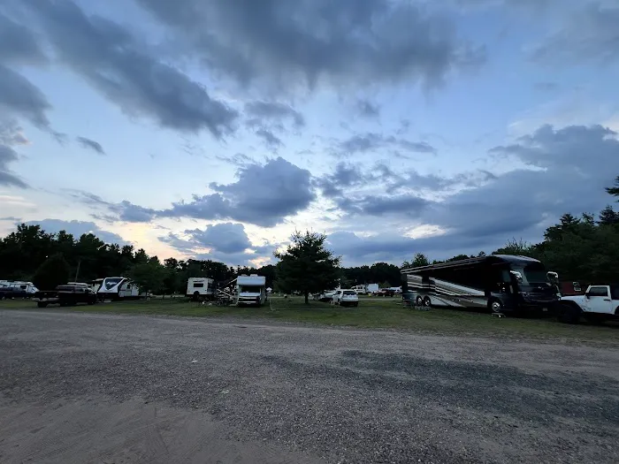 Lake Compounce Campground Picture 1