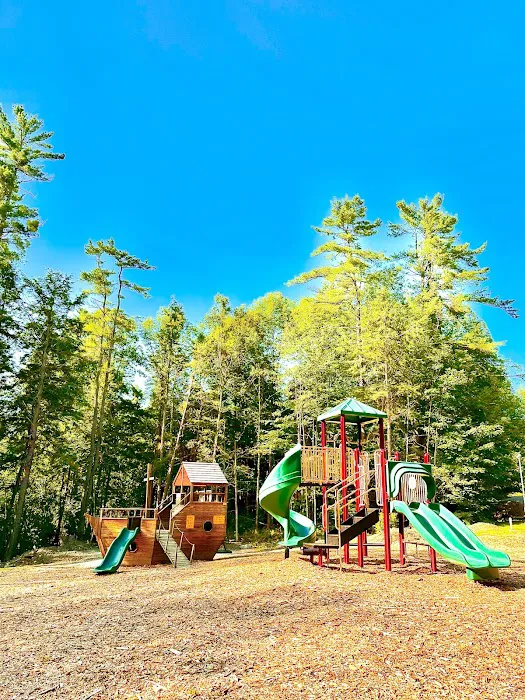 Quechee Pine Valley Campground Picture 9