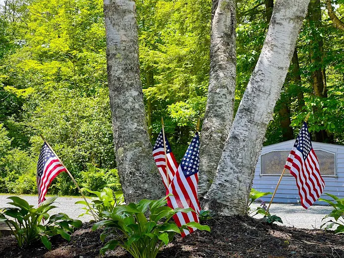 Quechee Pine Valley Campground Picture 6