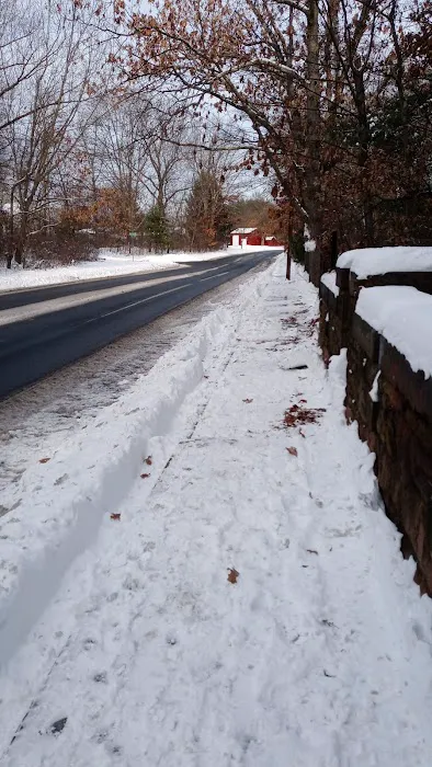 Boston Rd. Mobilehome Park Picture 1