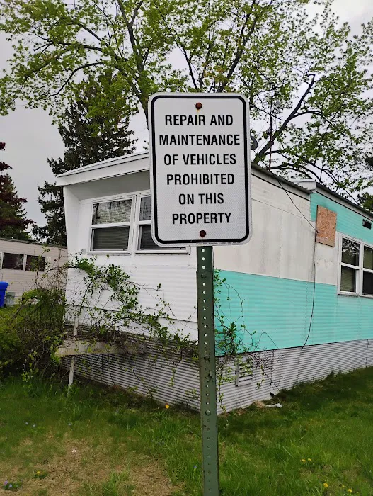Boston Rd. Mobilehome Park Picture 7